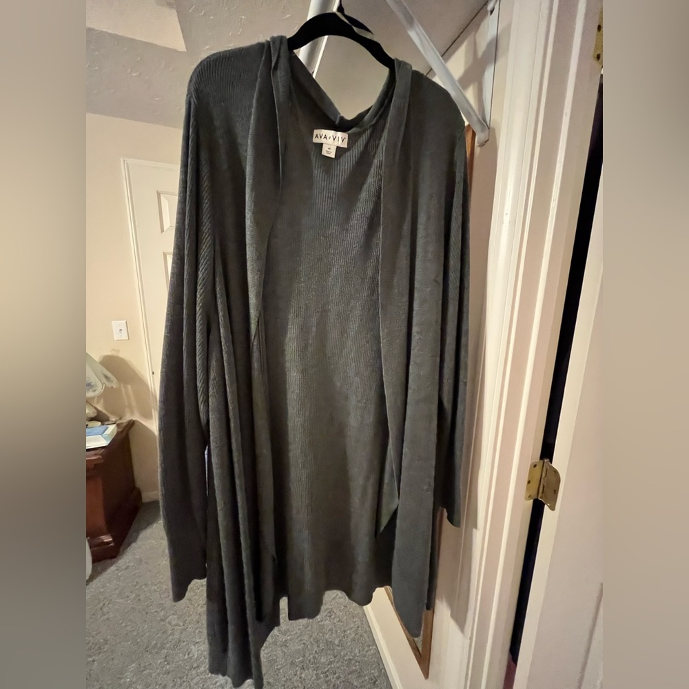Women’s plus size sweater